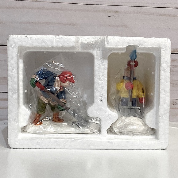 DEPARTMENT 56 - A Heavy Snow Fall - Original Snow Village - Picture 6 of 8